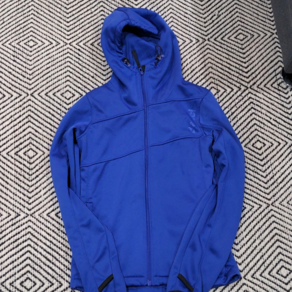 Bench zip up